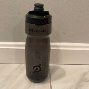 Peloton Camelback Water bottle. New.